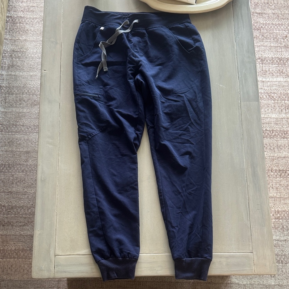 Figs Women's Navy Jogger Pants